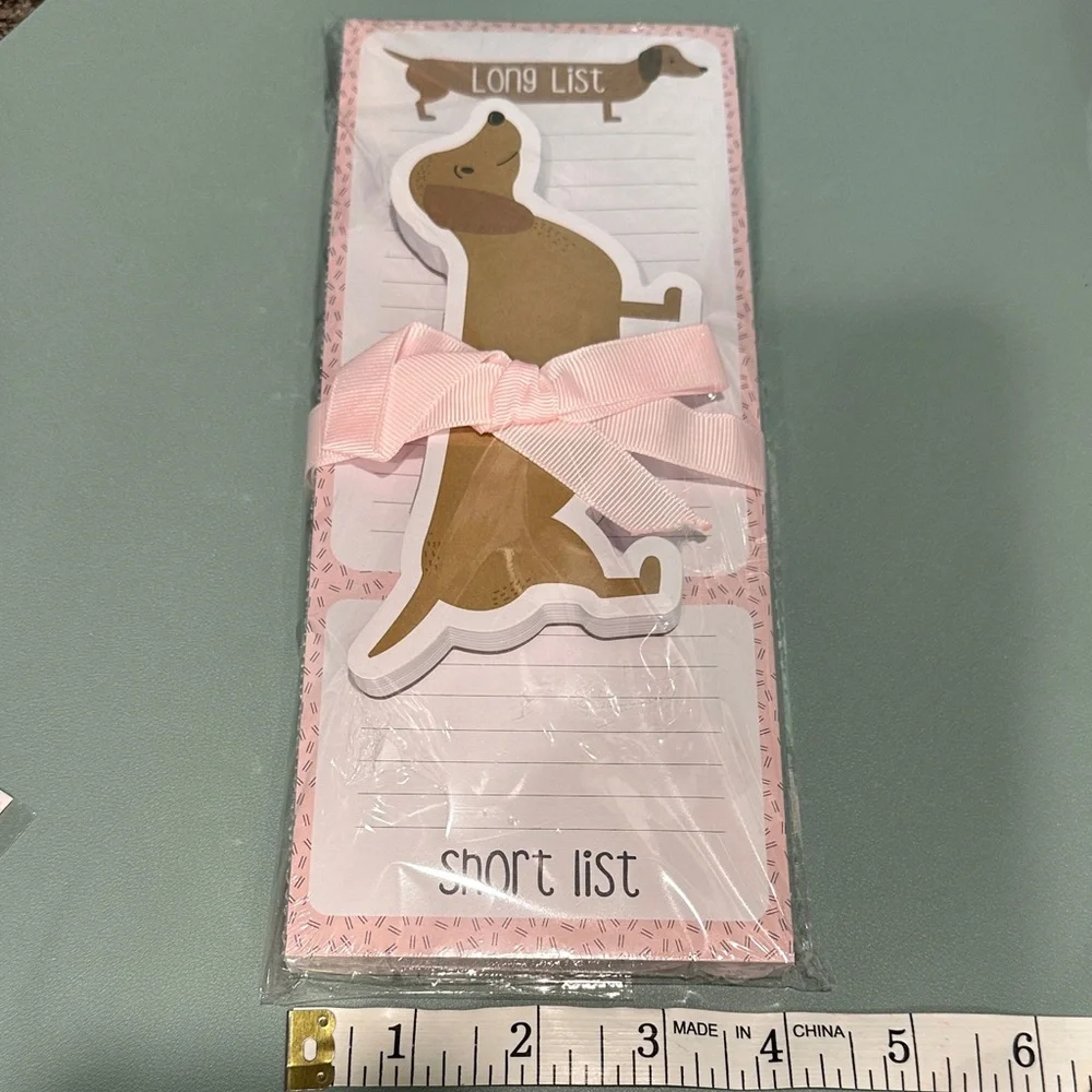 Dachshund Notepads (2 pads included)